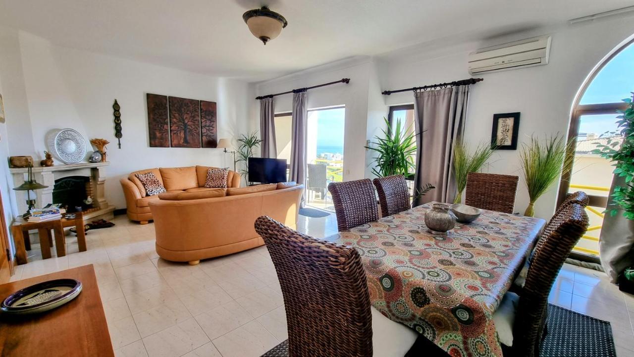 Apartmento Praia Da Dona Ana Лагос Екстериор снимка